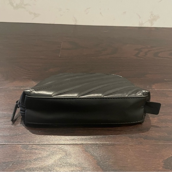 YSL Yves Saint Laurent black cosmetic makeup bag - Picture 6 of 6